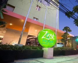 Exterior 4 Zest Jemursari by Swiss-Belhotel International