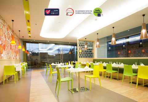 Restaurant Zest Jemursari by Swiss-Belhotel International