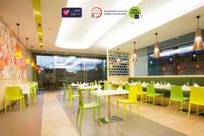 Zest Jemursari by Swiss-Belhotel International