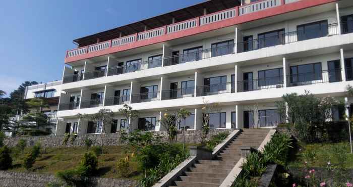 Bangunan FaFa Hill Hotel & Resort