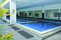 Kolam Renang Zest Yogyakarta by Swiss-Belhotel International