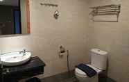 Toilet Kamar 7 Hotel Mustika Senen 