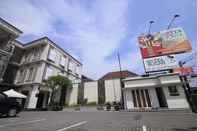 Luar Bangunan Griya Jogja Hotel