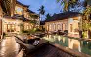 Swimming Pool 3 Villa Kubu agung