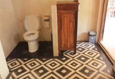 Toilet Kamar 6 Abian Ayu Villa