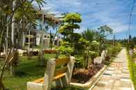 Common Space Golden Hawaii Villa Singkawang