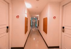 Common Space 5 Red Cendrawasih Hotel