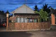 Bangunan Red Island Panjul Homestay