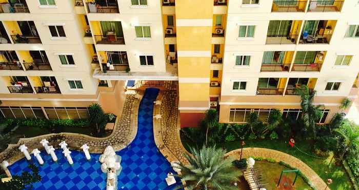 Kolam Renang Maxwell Sweet Apartment - Miami Bay