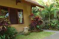 Exterior Sari Wangi Cottage