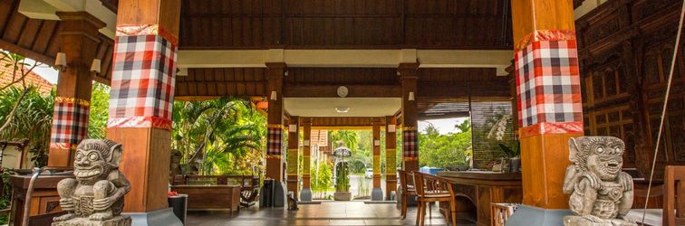 로비 Besakih Beach Hotel