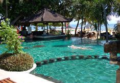 수영장 5 Besakih Beach Hotel