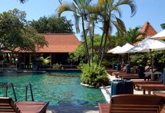 수영장 7 Besakih Beach Hotel