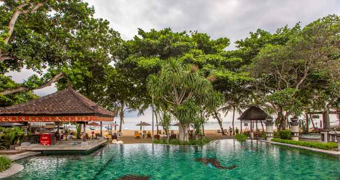 Swimming Pool Besakih Beach Hotel 