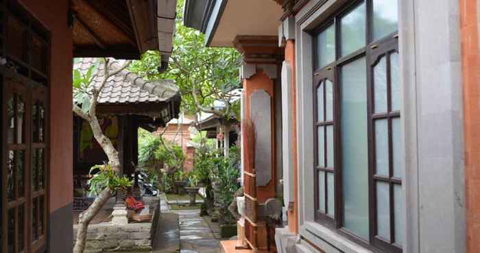 Khu vực công cộng Bale Bali House 