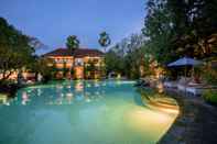 Swimming Pool Hotel Kumala Pantai 