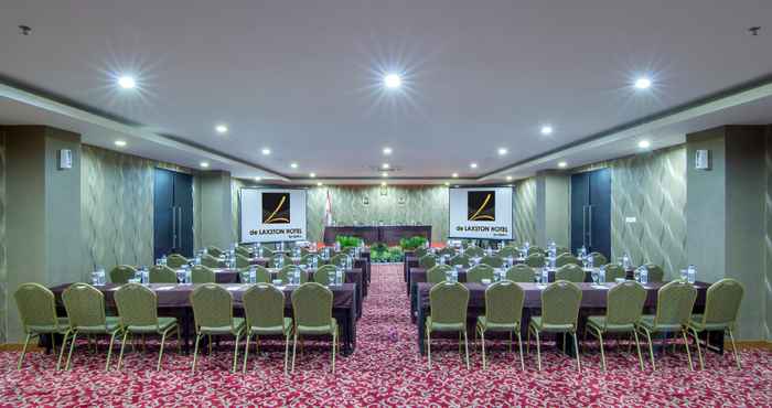 Dewan Majlis De Laxston by Azana