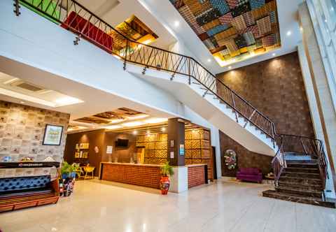 Lobby Tjokro Style Yogyakarta