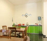 Accommodation Services 3 Shakila Guest House