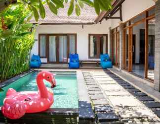 Exterior 2 Seminyak Happy Villa