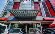 Exterior 3 Super OYO 231 Hotel Andita Syariah