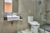 Toilet Kamar Dragon Inn Kemayoran