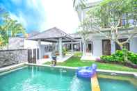 Exterior Villa Seratus 