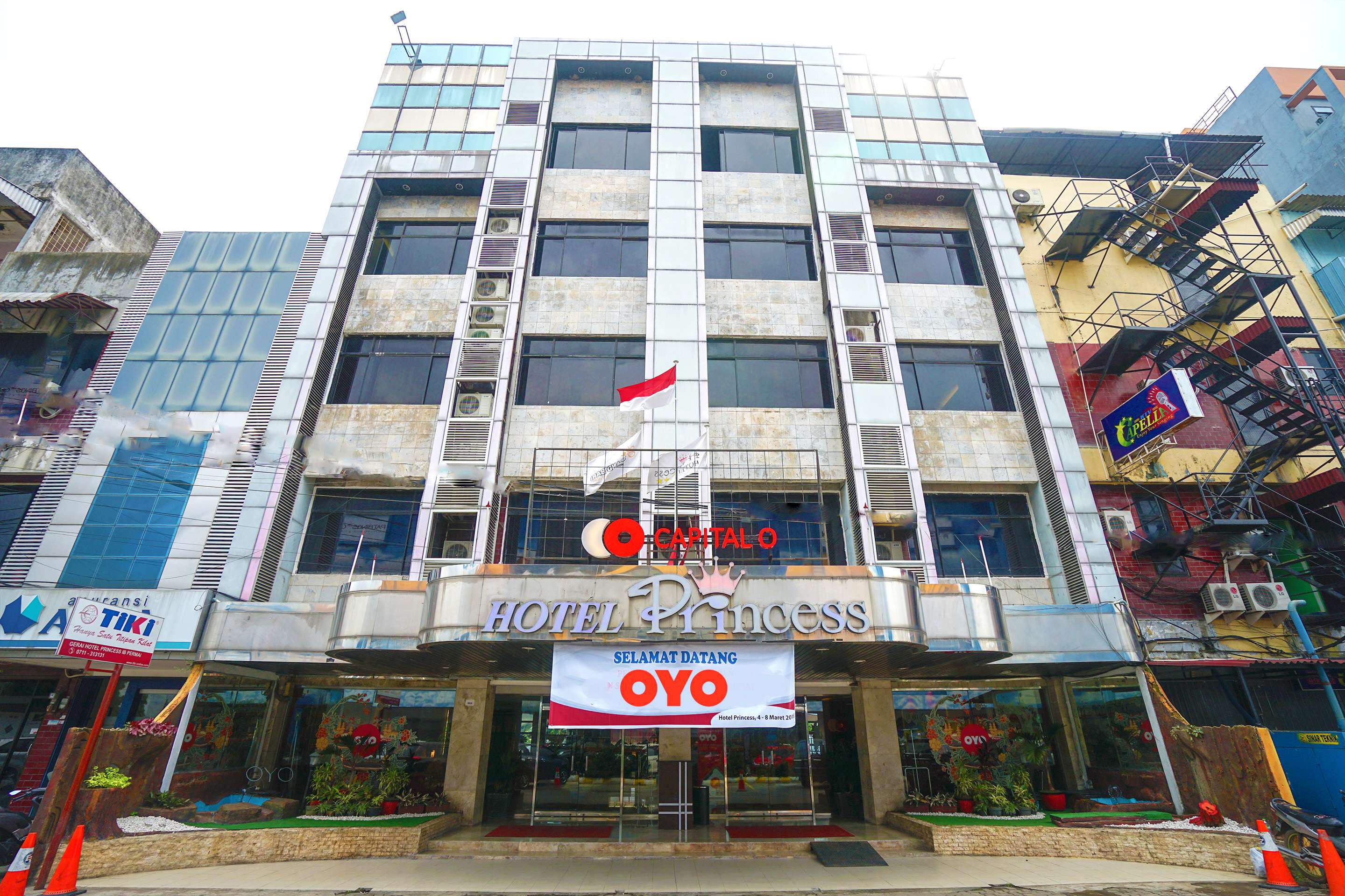 Super OYO Collection O 166 Hotel Princess, Palembang