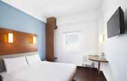 Kamar Tidur 4 Amaris Hotel Gorontalo