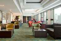 บาร์ คาเฟ่ และเลานจ์ Hotel Santika Premiere Slipi Jakarta