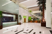 Lobby Hotel Santika Palu