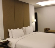 Kamar Tidur 7 Hotel Santika Mataram - Lombok