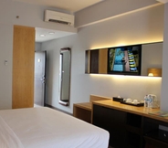 Kamar Tidur 3 Hotel Santika Mataram - Lombok