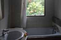 Toilet Kamar Pengosekan Bali Dream Guest House 