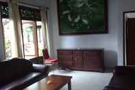 Lobby Pengosekan Bali Dream Guest House 