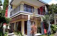 Bangunan 4 Toetie Boutique Villa's & Resort