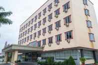 Bangunan Aviari Hotel