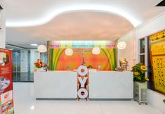 Lobby 5 OYO 2487 Sampurna Jaya Hotel