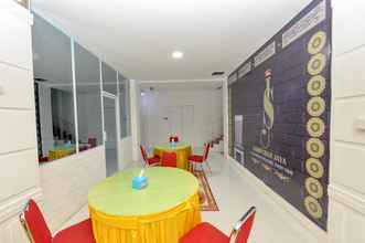 Lobi 4 OYO 2487 Sampurna Jaya Hotel