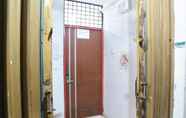 Toilet Kamar 6 Batam Backpacker Homestay