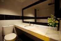 In-room Bathroom Kireinn Hotel