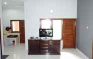 Kamar Tidur 7 Ndalem Suratin Homestay