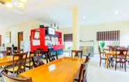 ร้านอาหาร 4 Puri Bernadi Guest House