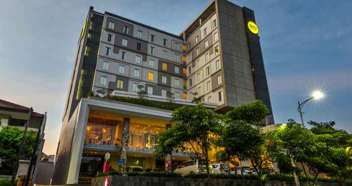 Exterior Yello Hotel Jemursari