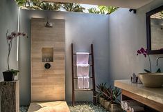 In-room Bathroom 4 Living Asia Resort and Spa	