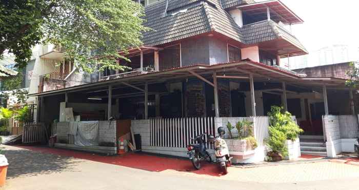 Lobi Mayestik Guest House Syariah