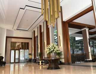 Lobi 2 Mason Pine Hotel Bandung