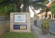 外観 7 Puri Padi Hotel