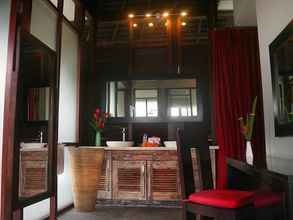 Kamar Tidur 4 Emerald River Villa 