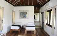 Bilik Tidur 5 Trikora Beach Club & Resort